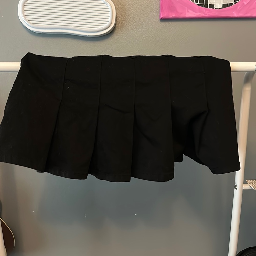 Black Pleated Skirt